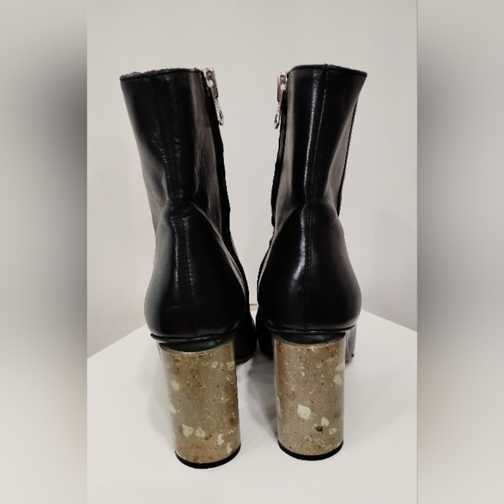 ACNE STUDIOS BLACK LEATHER ANKLE BOOTS - Picture 9 of 15